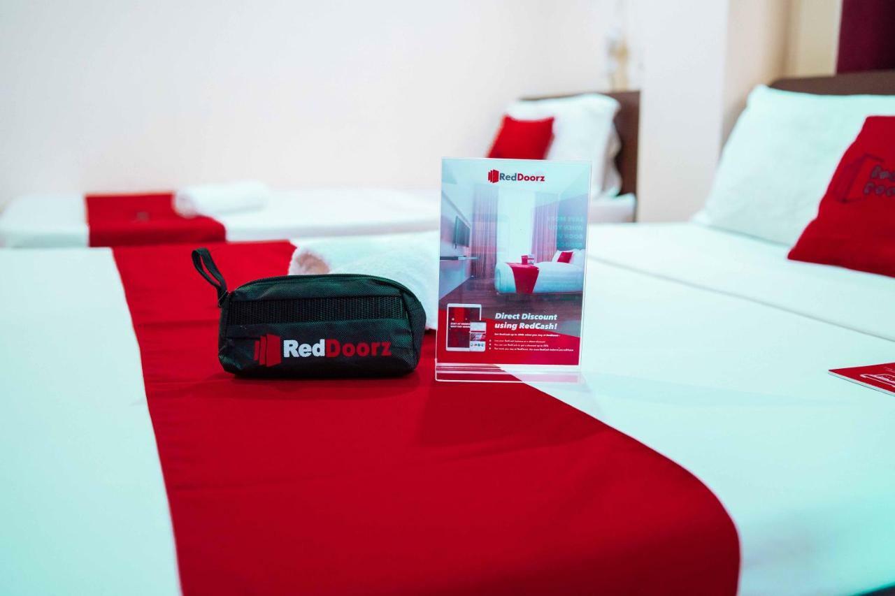 Hotel Reddoorz Near Davao International Airport Exterior foto